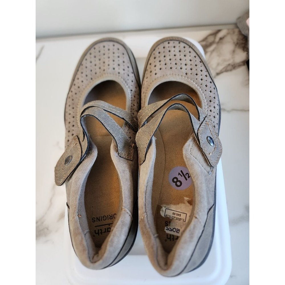 Ladies Casual Shoe
